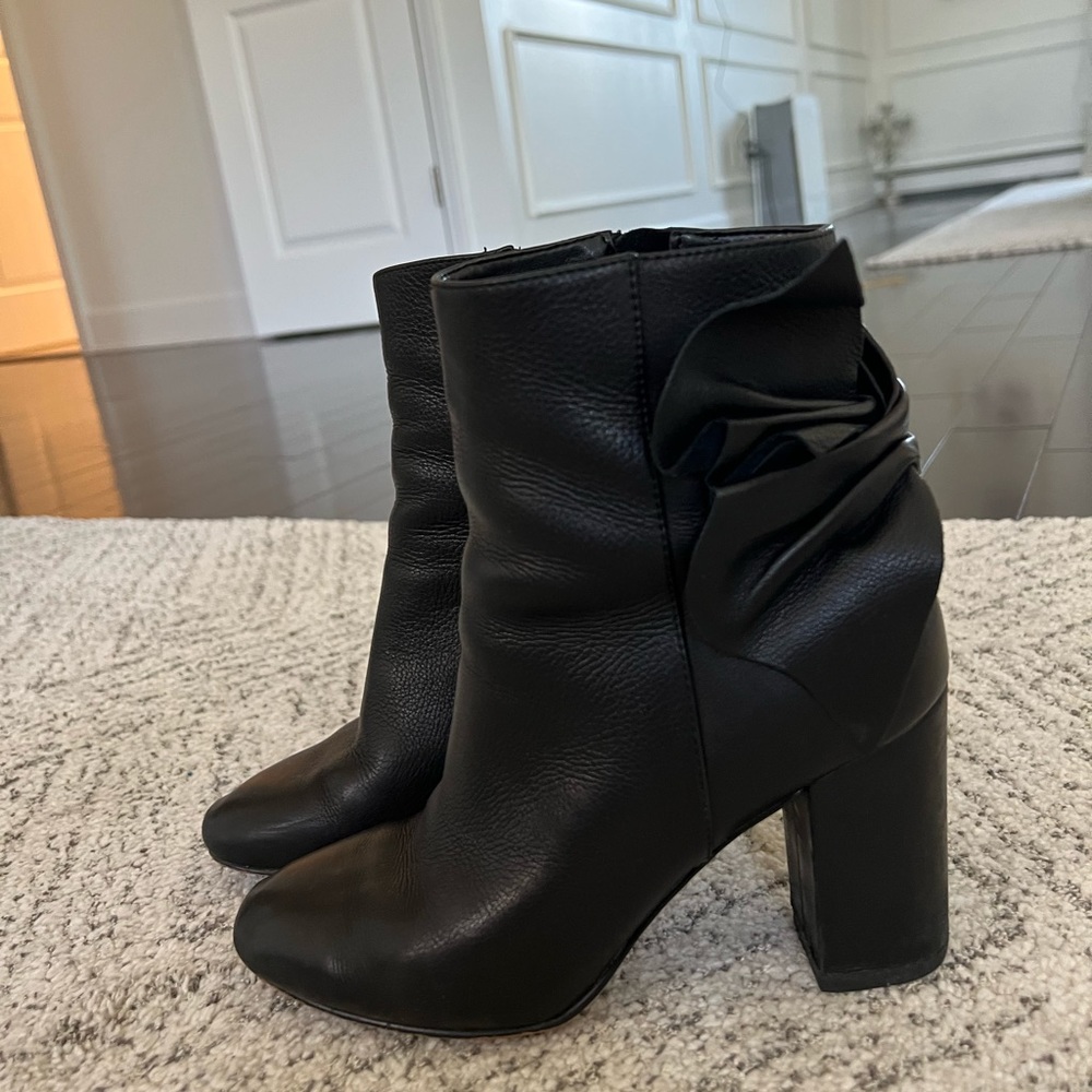 Avec Les Filles booties